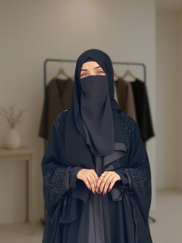 The Haya Ensemble Abaya – A Masterpiece of Grace and Craft