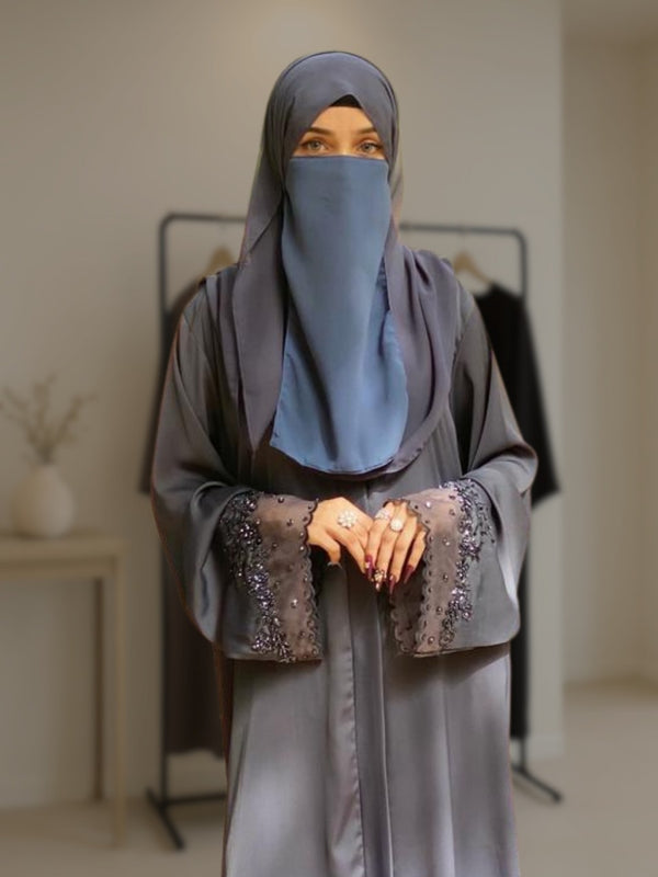 The Arabian Nida Elegance – The Nida Ensemble Abaya
